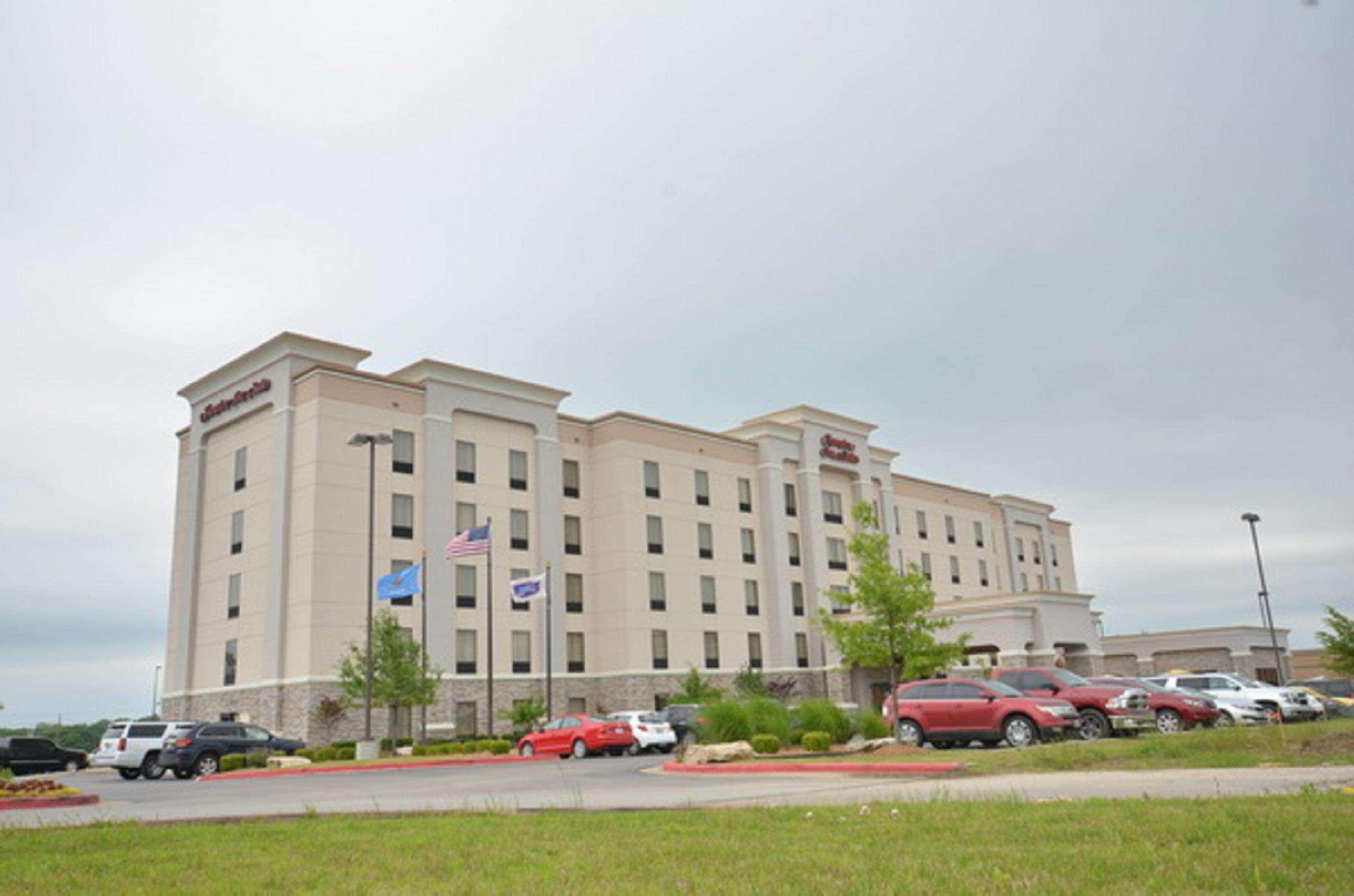 Hampton Inn And Suites Tulsa/Catoosa Екстериор снимка