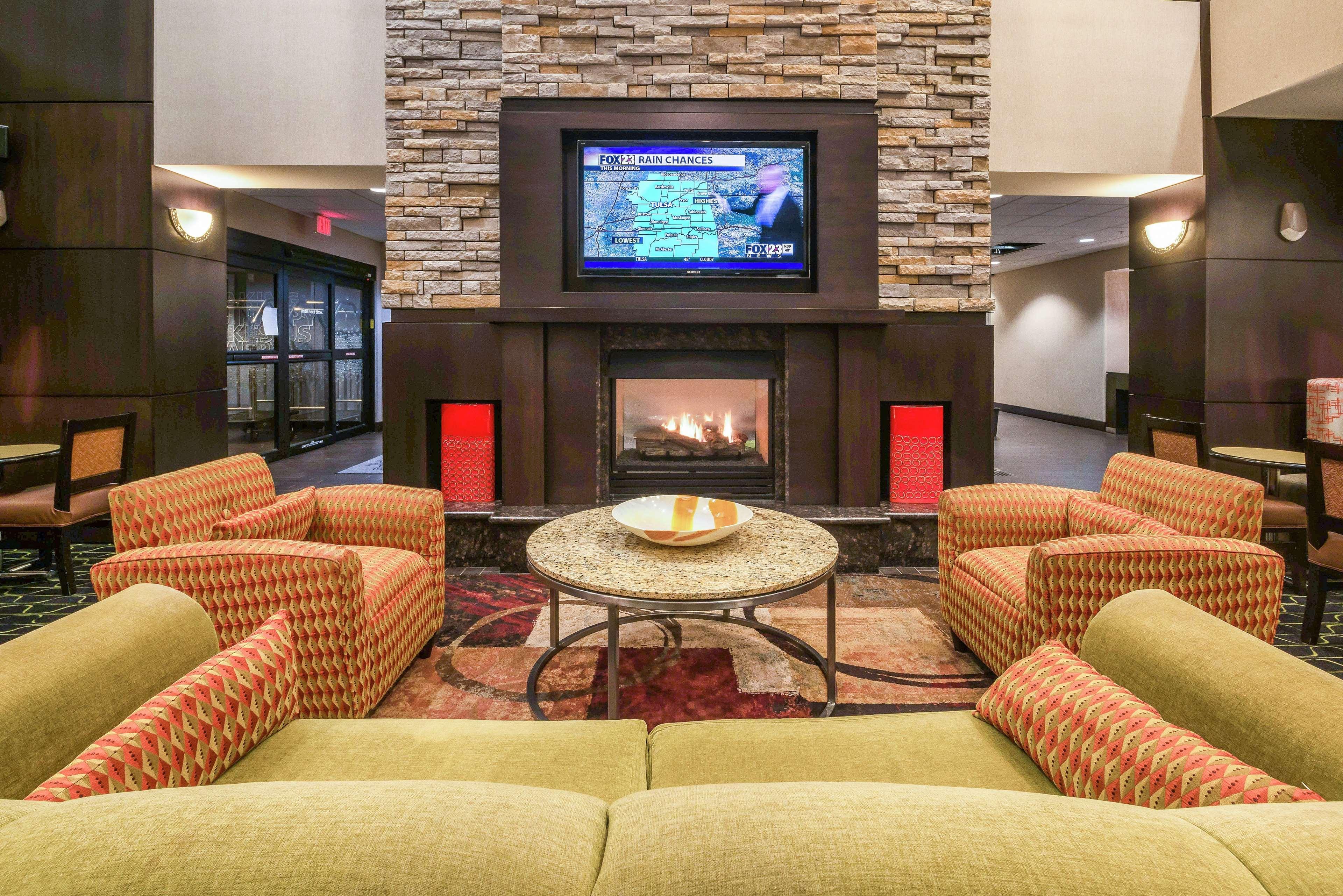 Hampton Inn And Suites Tulsa/Catoosa Екстериор снимка