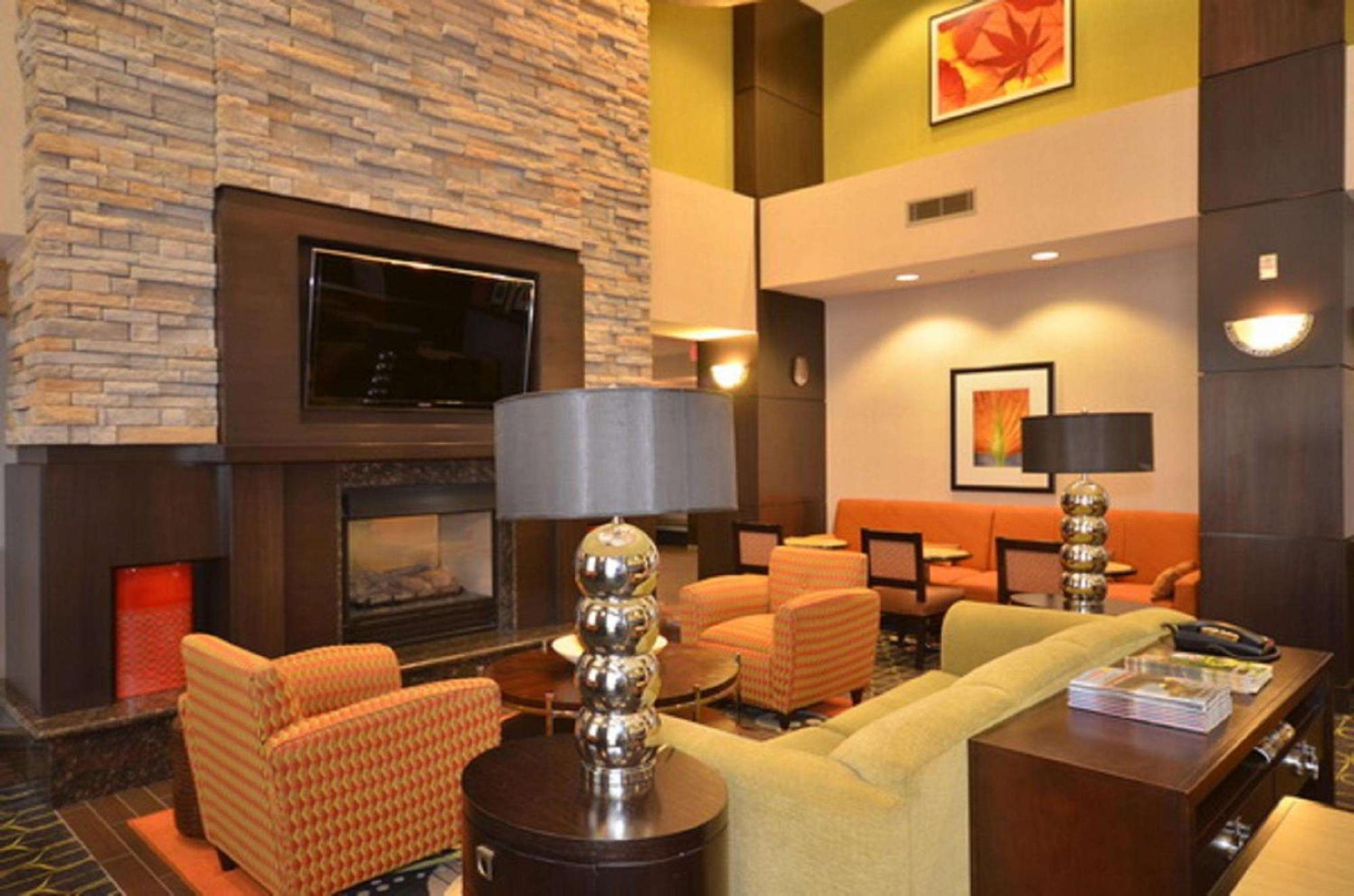 Hampton Inn And Suites Tulsa/Catoosa Екстериор снимка